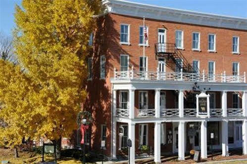 Hotel The Golden Lamb Lebanon Exterior foto